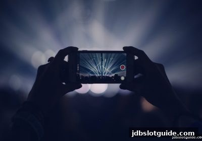 jdb电子游戏官网：真人桌游与捕鱼炮台全攻略——规则、策略与进阶技巧
