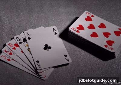 在jdb电子游戏官网玩转棋牌：策略智慧与结算机制全攻略