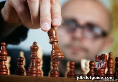 五子棋让子玩法深度剖析：jdb电子游戏官网实战指南