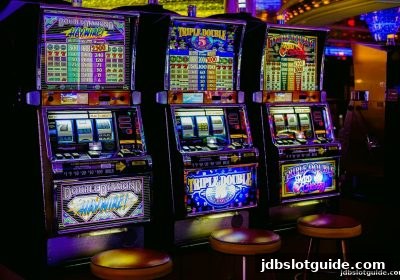 连线机制深度剖析：jdb电子游戏官网上的策略与玩法解析